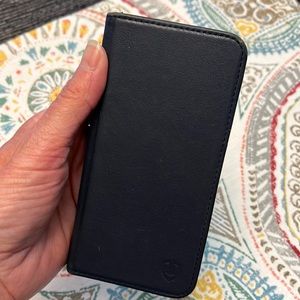 EUC Apple phone case